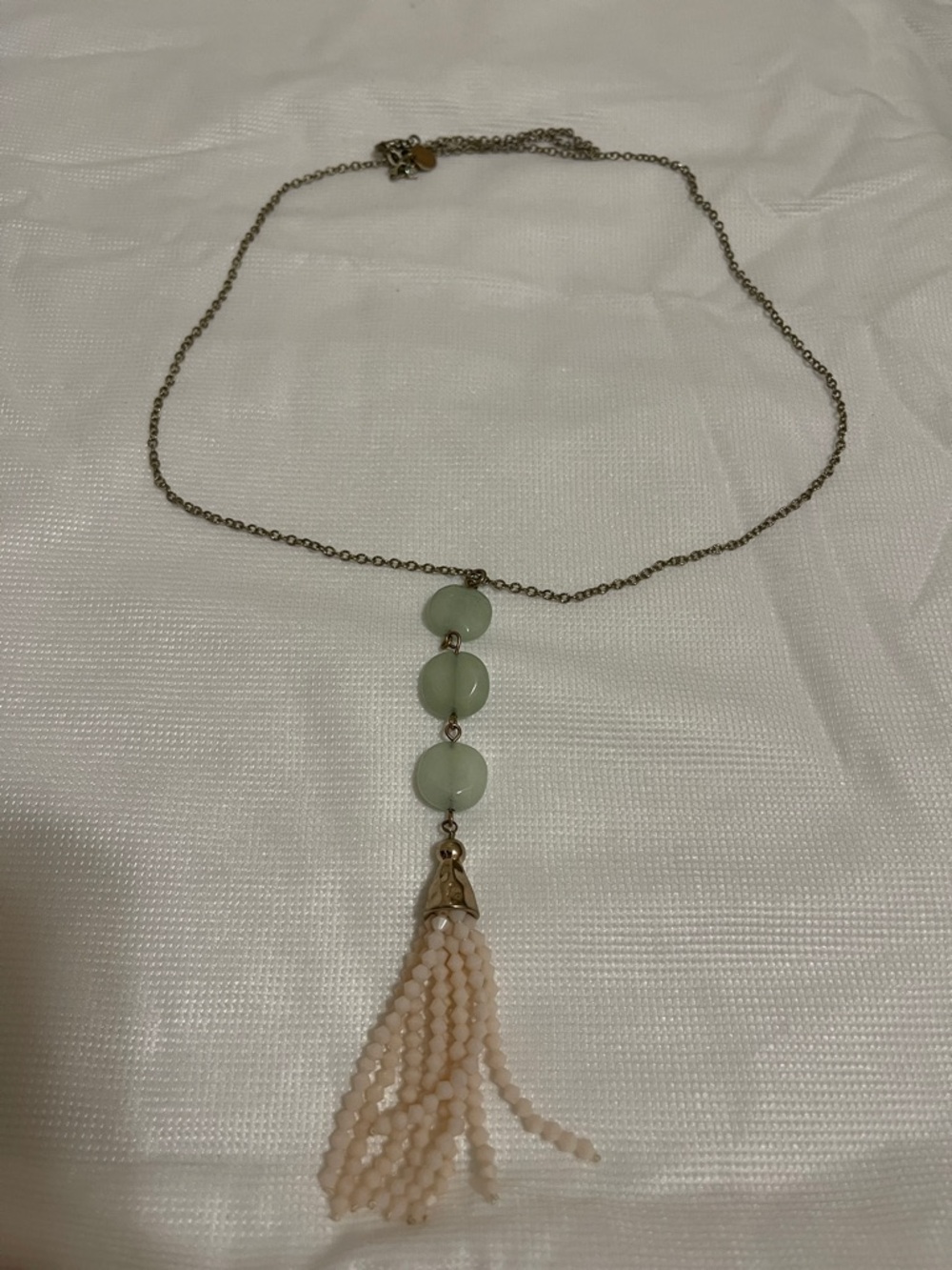 Gold drop necklace excellent condition